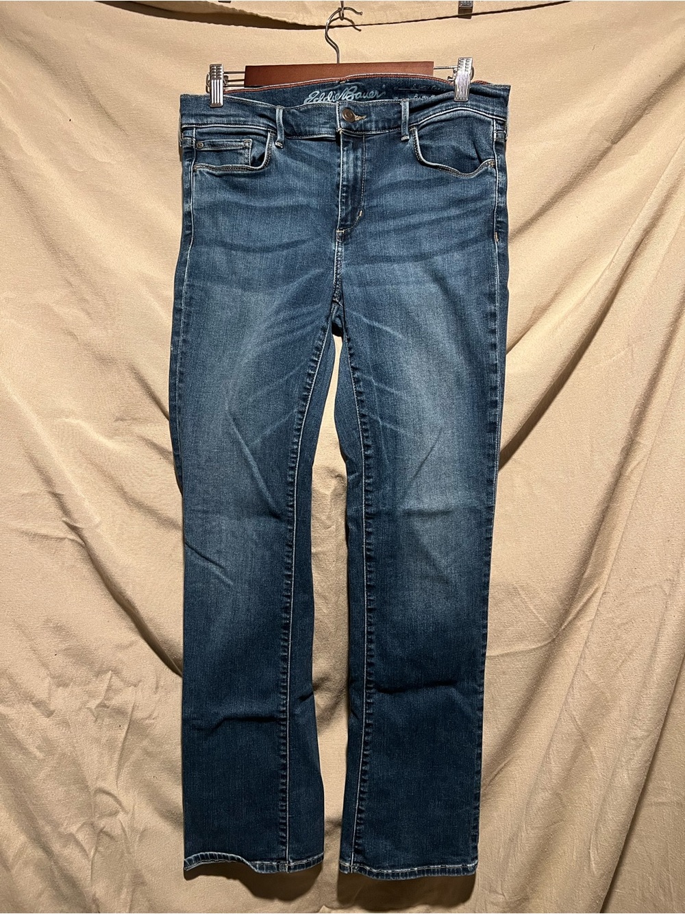 Eddie Bauer Women's Mid/Dark Blue Straight Leg Jeans
